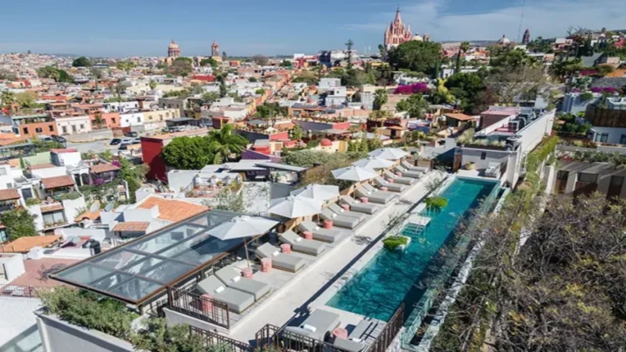 The Hotel Market Rewards Character and Service